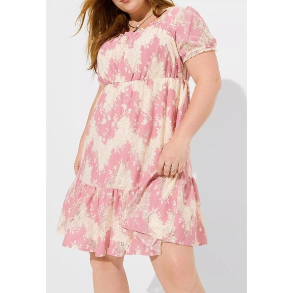 torrid Dresses & Skirts - Torrid Mini Two Tone Lace Tiered Babydoll Dress Plus Size 2 2X Milkmaid Coquette